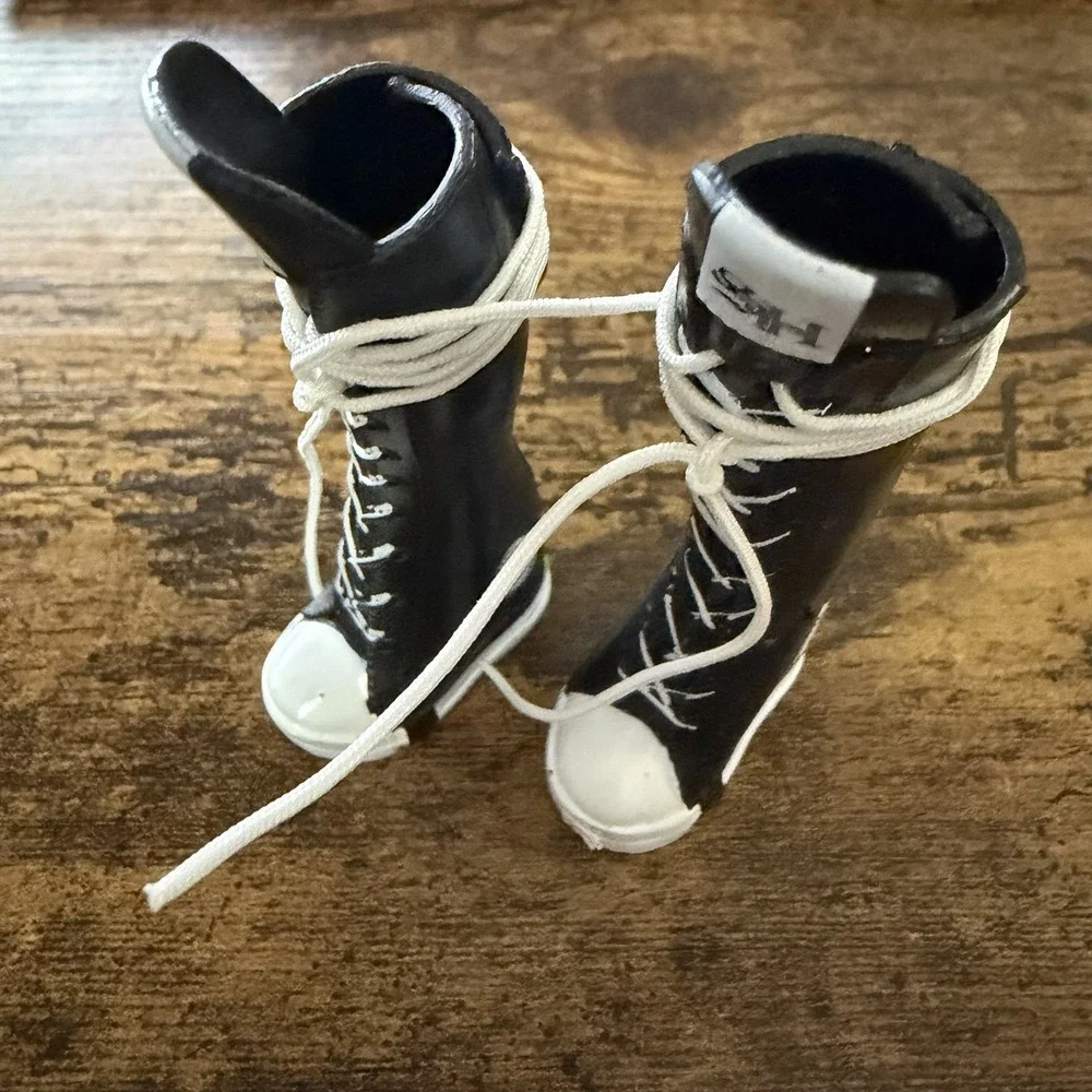 Shadow Rainbow High Harley Limestone Doll Outfit Shoes Tall Black Lace Up Boots